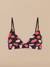 UltraModal™ FeelFree Triangle Bralette | Kiss Me