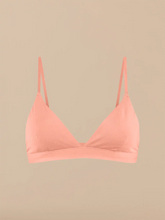 UltraModal™ FeelFree Triangle Bralette | Lobster Bisque
