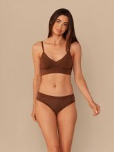 UltraModal™ Lace Plunge Bralette | Walnut Shell