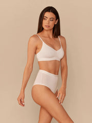 UltraModal™ FeelFree Ruched Bralette | White/White