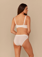 UltraModal™ FeelFree Longline Bralette | White/White